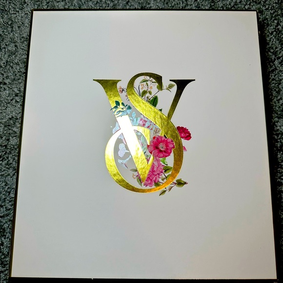 Victoria secret 4 piece silk set - Picture 2 of 3